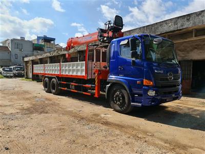 Lắp đặt cẩu tự hành KangLim KS1056 trên xe tải Hino 500 2